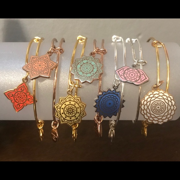 alex and ani chakra bracelets